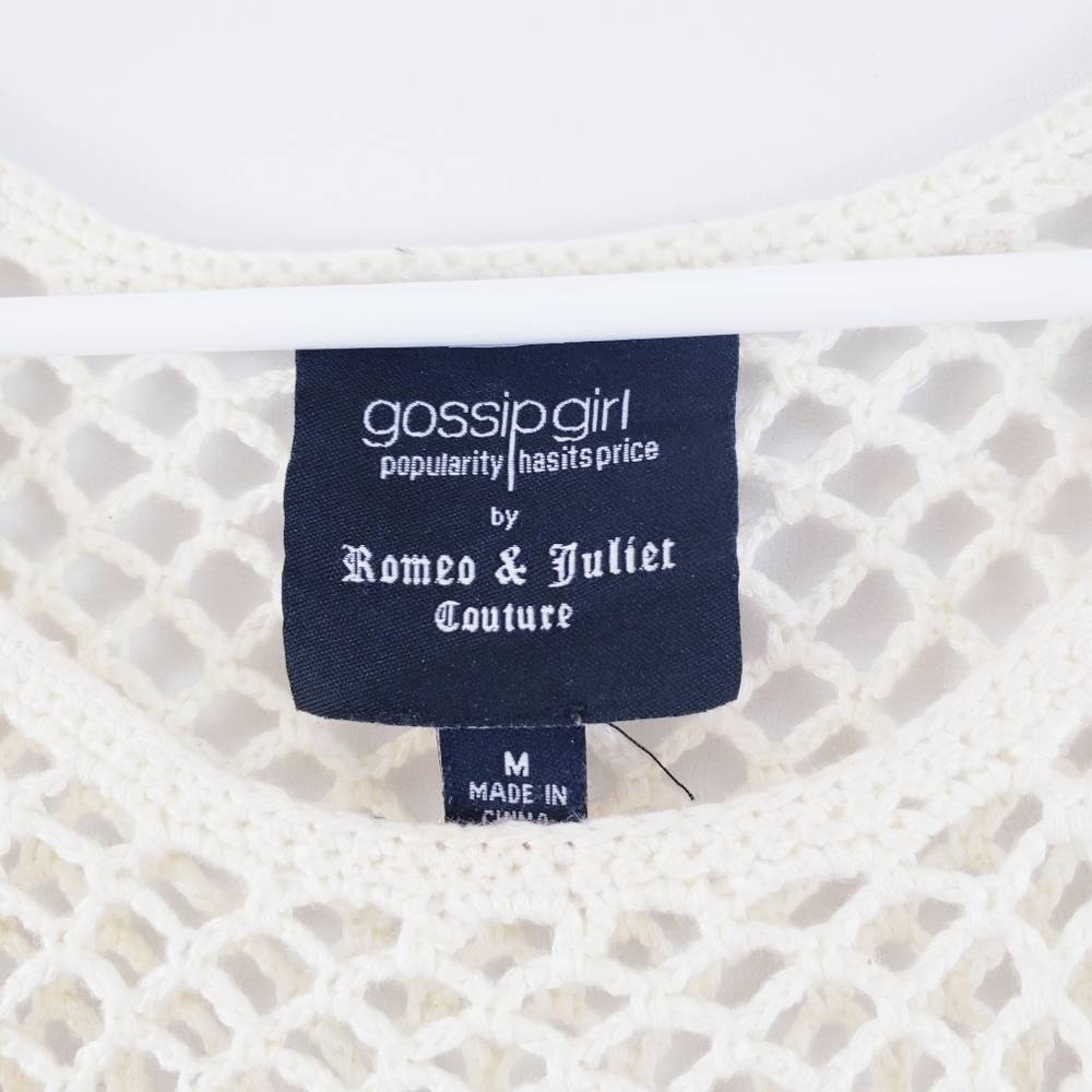 🚫SOLD🚫 Romeo & Juliet Couture Crochet Boho Top - Picture 5 of 6